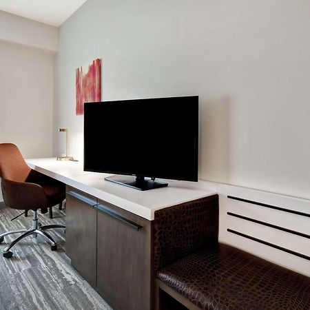 Hilton Garden Inn Lansing West Dış mekan fotoğraf