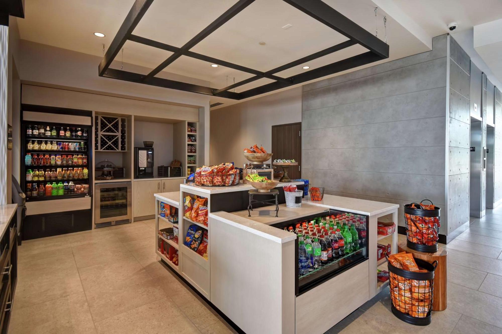 Hilton Garden Inn Lansing West Dış mekan fotoğraf
